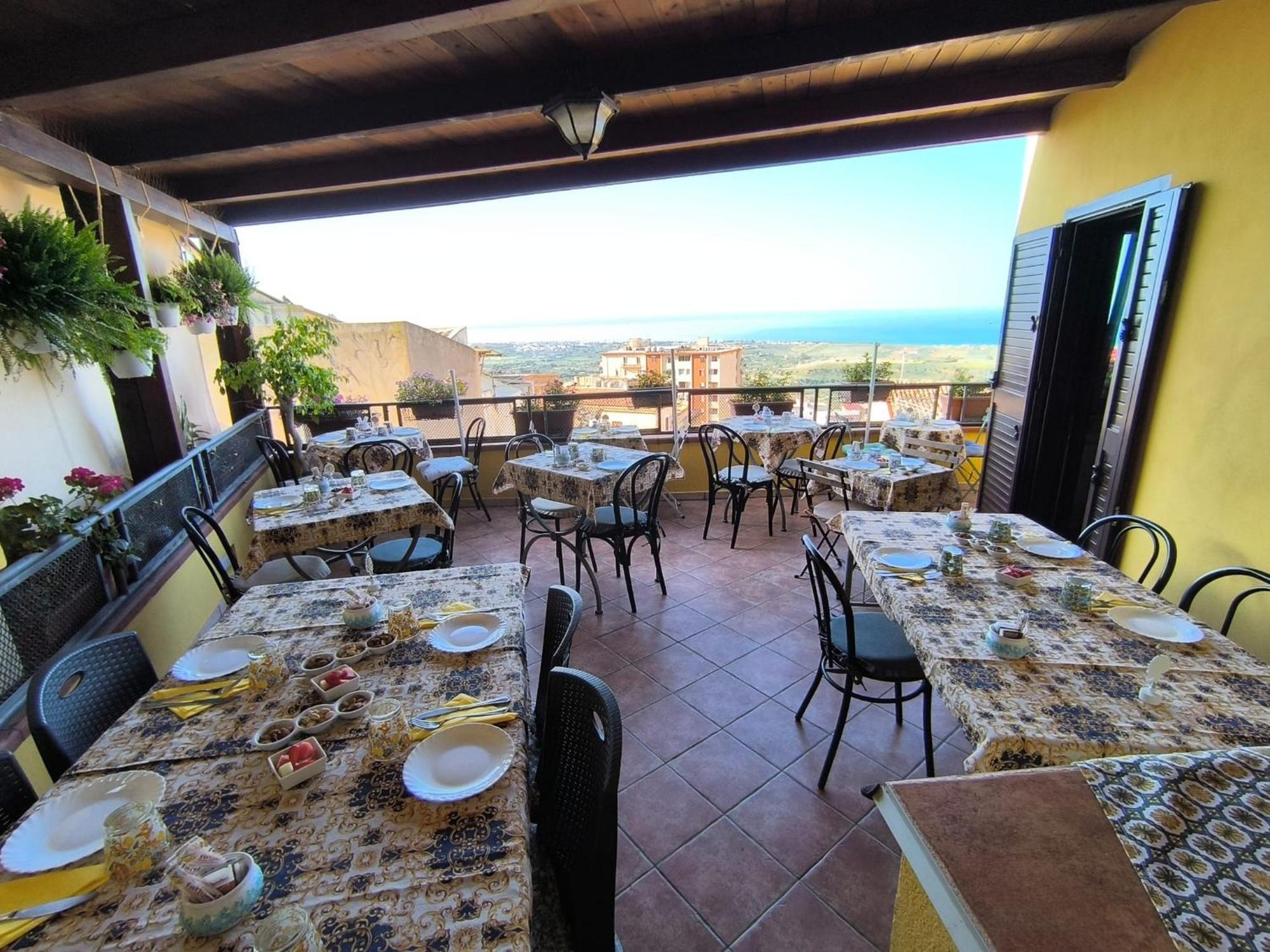 I Tetti Di Girgenti Bed and Breakfast Agrigento Exteriör bild